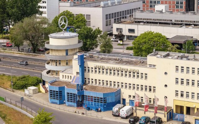 Raststättenhotel Avus
