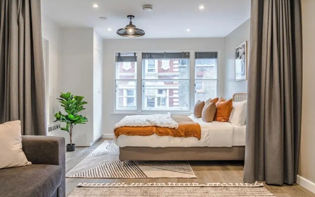 Be London - The Chinatown Residences