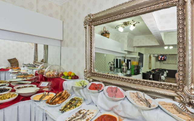 Отель Le Safran Palace