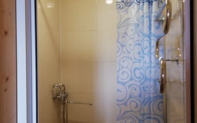 Lev Guest House