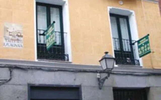 Km1 Opera Apartments