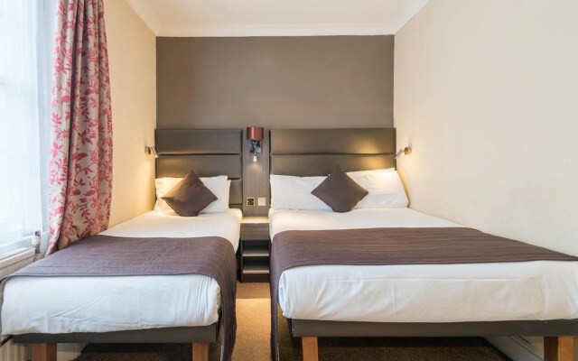 Brunel Hotel