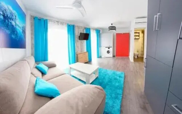 Estudio con balcones 2ºA playa76