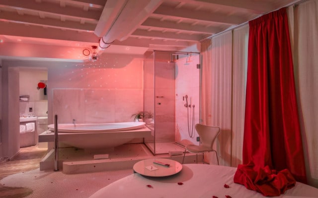 Suite Sistina For Brave Lovers