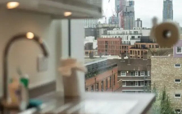 Chic & Stylish 2Bed in Heart of London, London