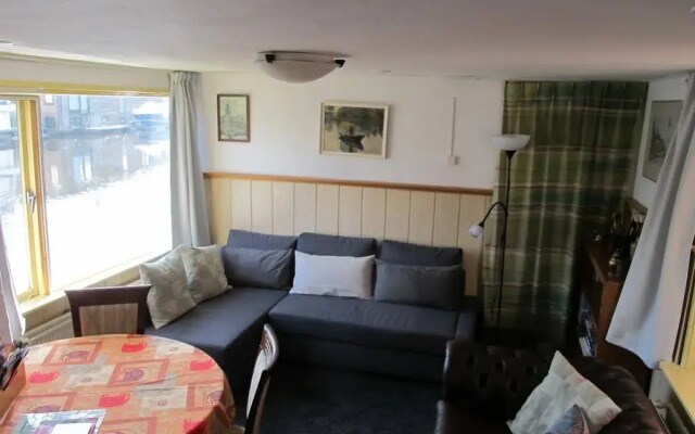Houseboat under the Mill