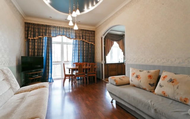 Home Apart Ulianovskaya str. 32