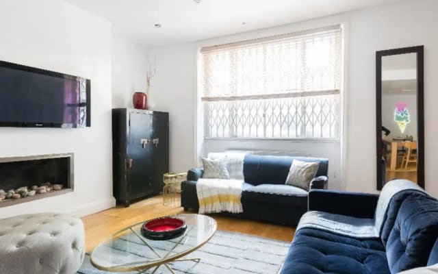 The Bayswater Gardens Bright & Central 3Bdr Home In Bayswater
