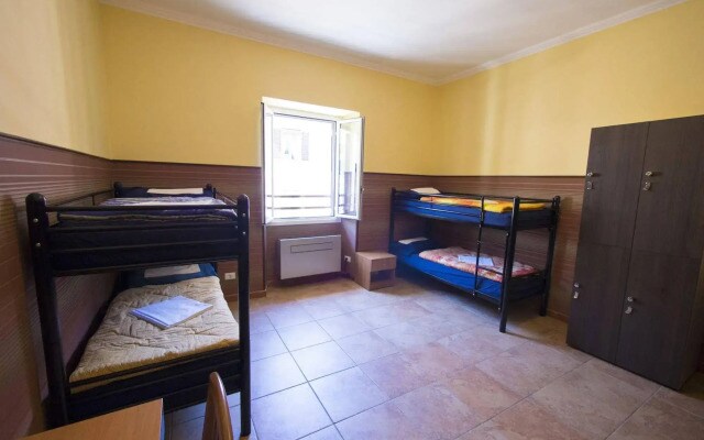 Alessandro Downtown Hostel