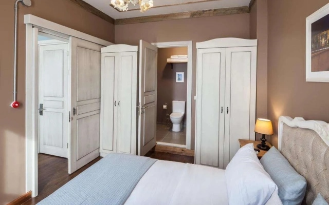 Loka Suites