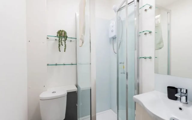 Kensal Green Studio London - by Resify