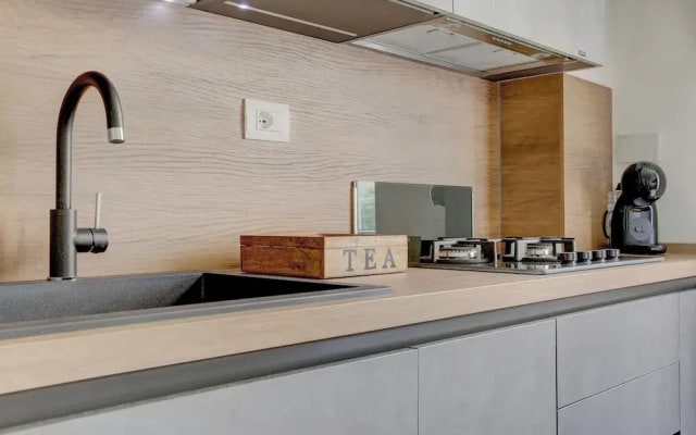 San Giovanni Cozy Apt - Home And More
