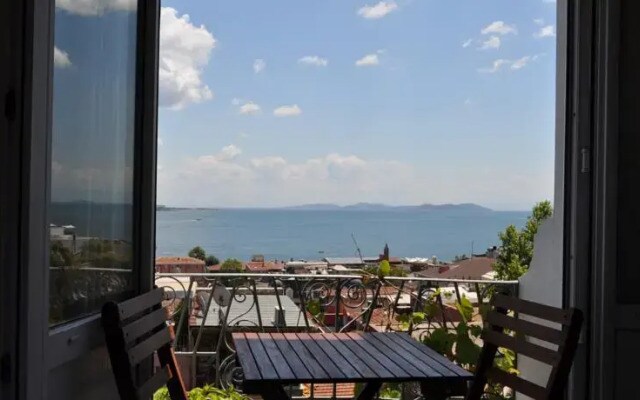 Rota 2nd Floor guesthouse