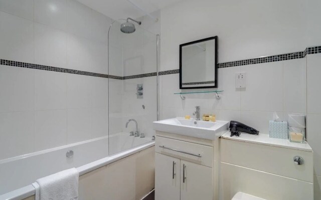 Quiet 2 Bedroom Apartment