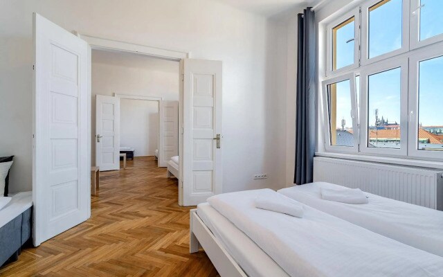 Avantguard Apartments
