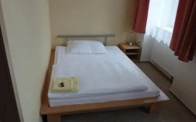 Hotel THT