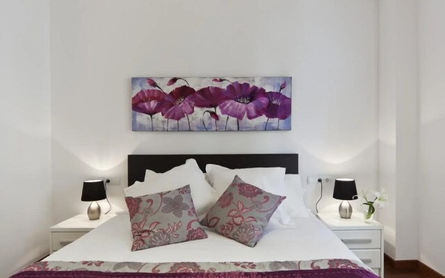 Arago Executive Suites Apartments