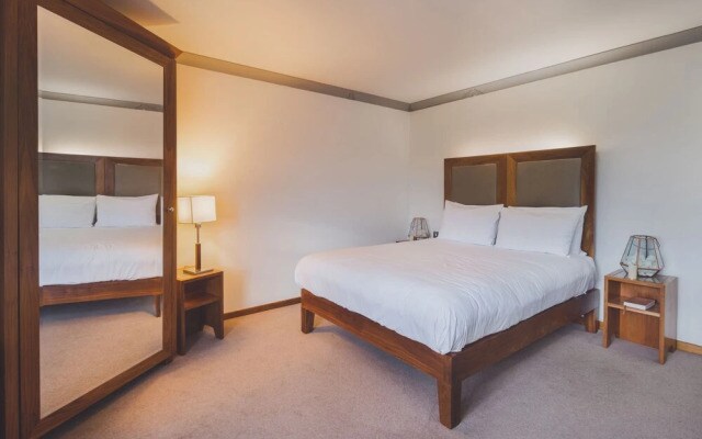 Berwick Manor Hotel