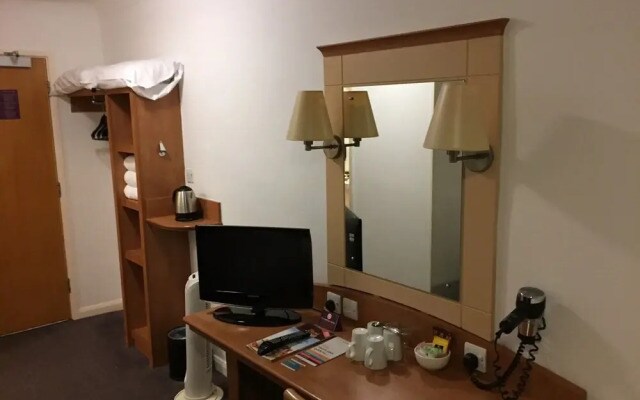 Premier Inn Warrington Centre