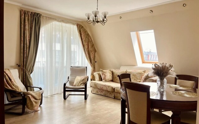 8th floor apartment