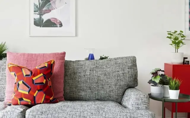 Stylish & Modern 2bed Apt, 5m to Overground