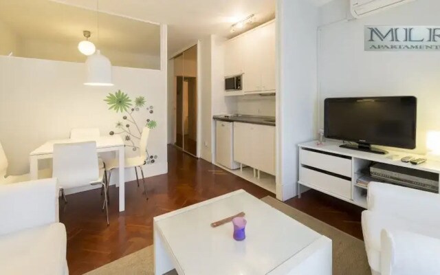 Bright apartments in Fuencarral by Allô Housing