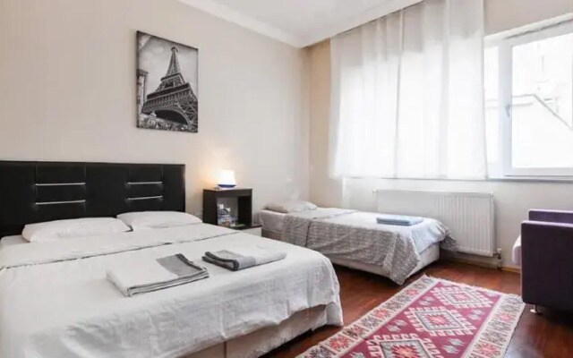 Spacious&Cosy Flat-1