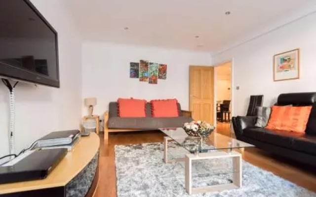 Paddington Apartment