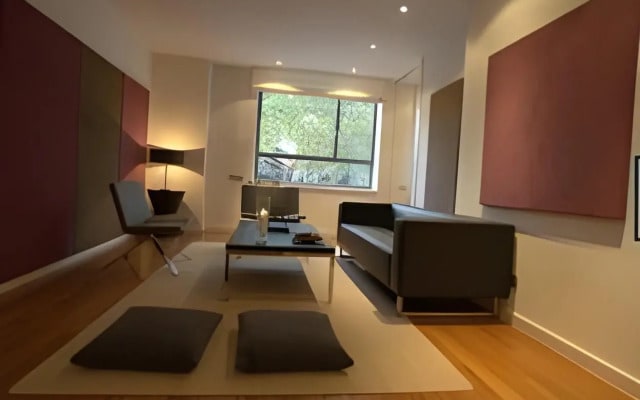 Happy Apartments