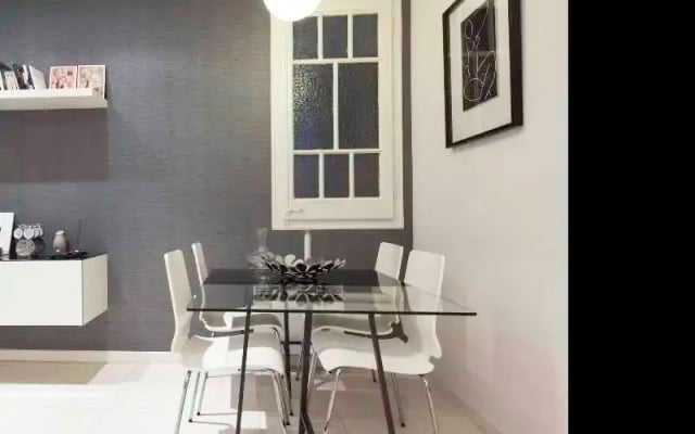 Home Around Gracia Apartments