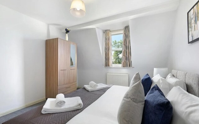 Kensington Olympia Relaxing 2 Bedrm Apt