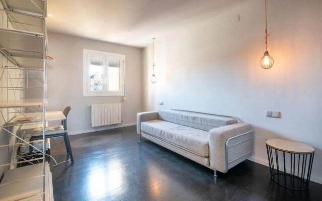 Amazing 3 bedroom penthouse in Plaza España