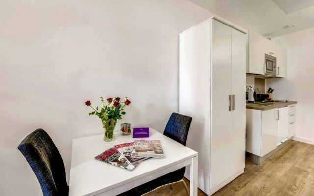 Bright And Modern Studio In Liverpool City Centre!