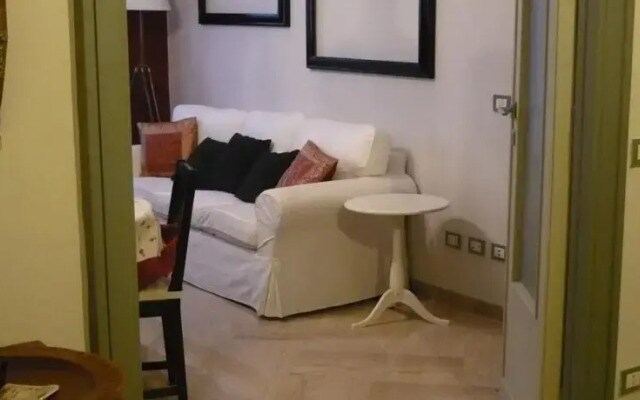 Joes Unforgettable Vatican Nest