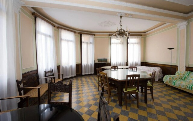 Хостел Domus Civica