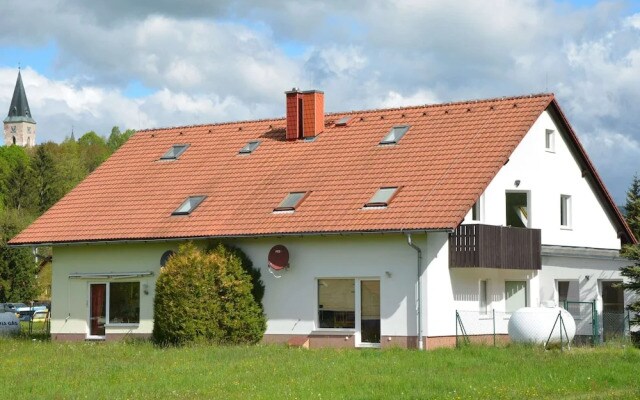 Retreat With Garden Views