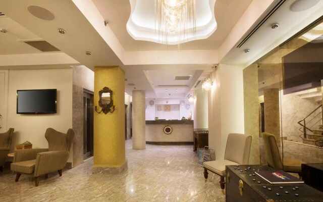 Pera Center Hotel