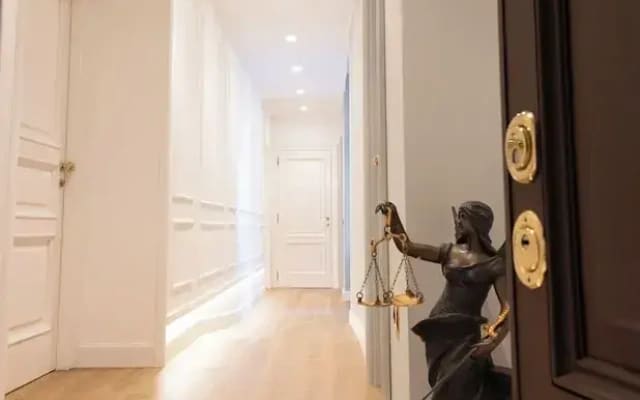 Tiburtina 86 Luxury Suites