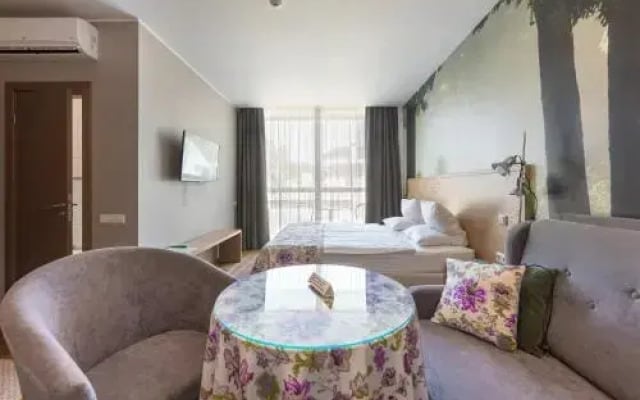 Lettia Aparthotel
