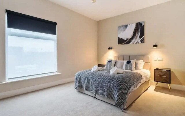 Modern Home Near City Ctre Etihad Co-op Arena