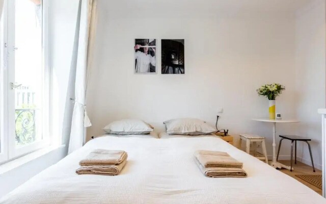 Cozy Studio with Amazing View (Adults Only)