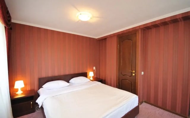 Mart Guest House