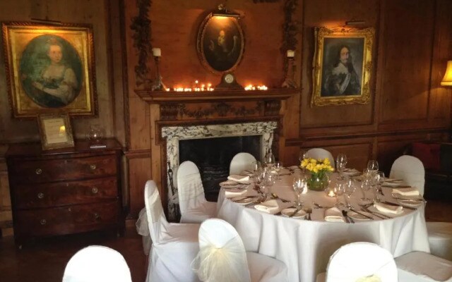 Rowley Manor
