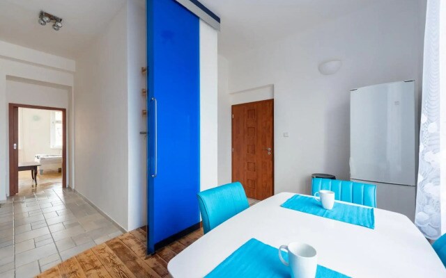 Bright apartment few steps from centre