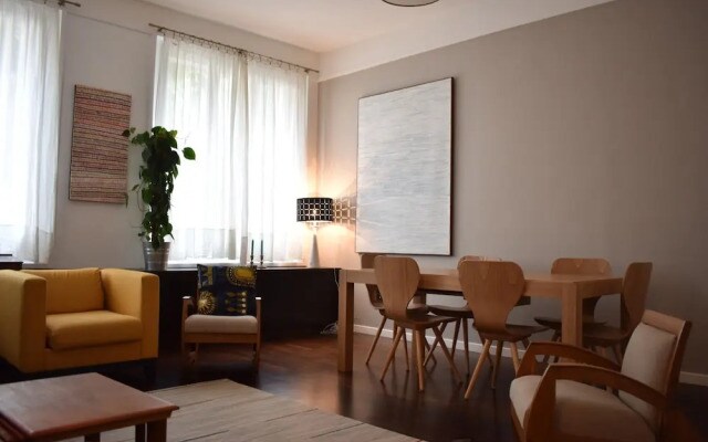 Spacious 3 Bedroom Apartment