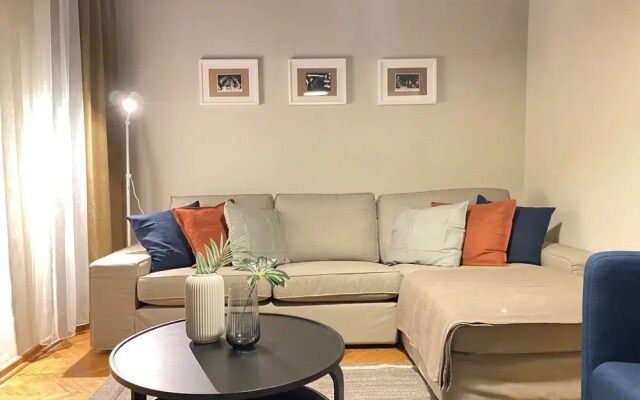 Sleek Flat With Central Location in Beyoglu