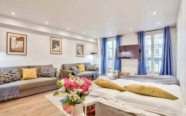 102 Urban Opera Picasso