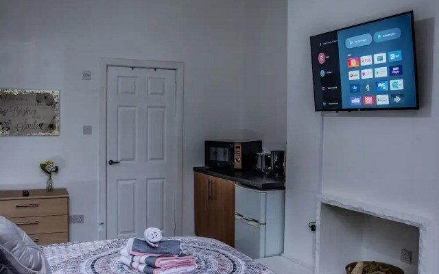 Bv Comfy Studio At Maningham Lane Bradford