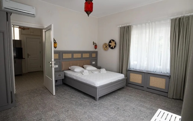 Ece Suit Büyükada
