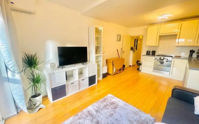 Charming 1-bed Apartment in London